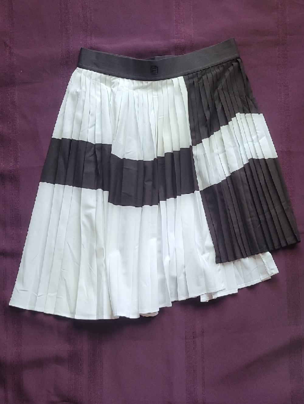 Fila White and Black Pleated Skater Skirt with Branded Waistband - Picture 3 of 4